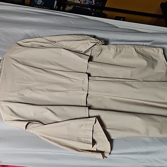 WOODLAKE BUTTON DOWN SHIRT - Picture 3 of 3